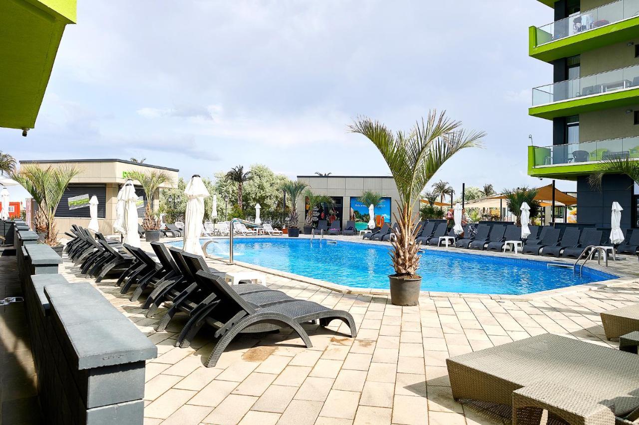 Sunrise King Studio Spa N Pool Beach Resort 那沃达利 外观 照片